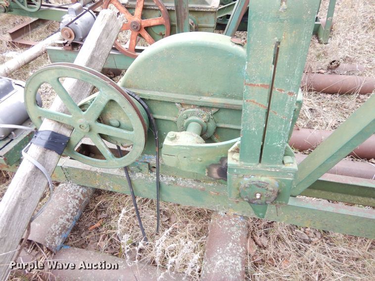 image for item DR8077 (13) pump jacks