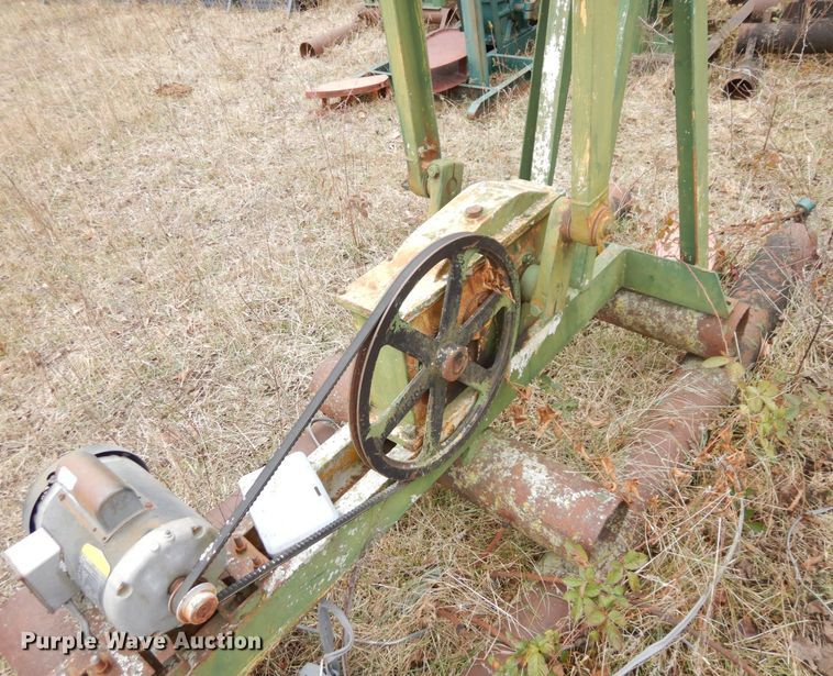 image for item DR8077 (13) pump jacks