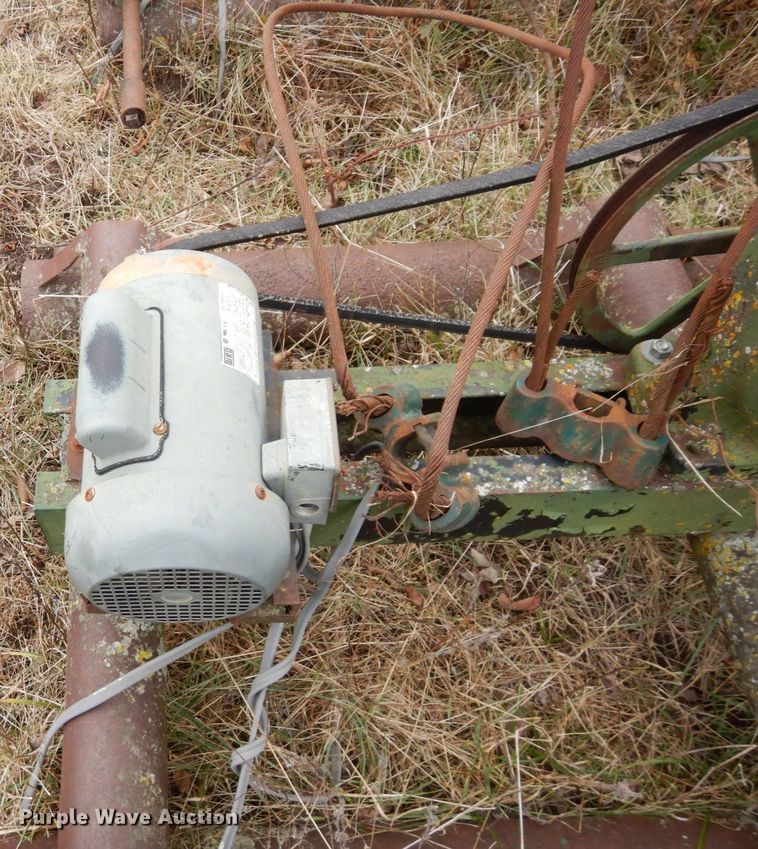 image for item DR8077 (13) pump jacks