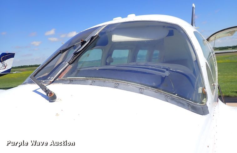 image for item DS7111 Piper Navajo PA 31-325  airplane