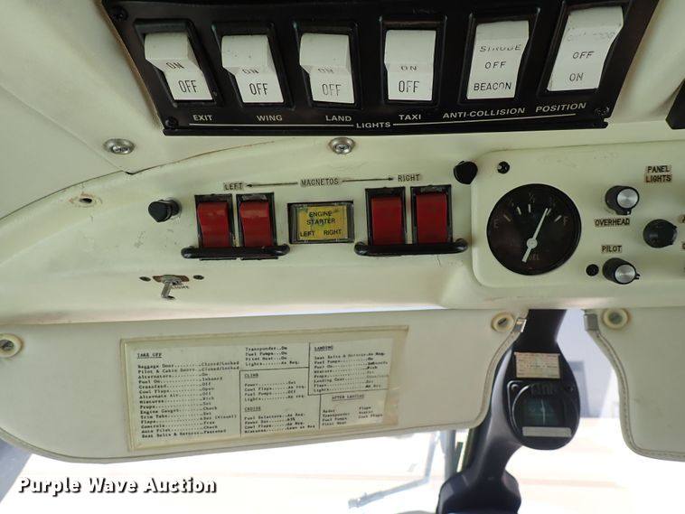 image for item DS7111 Piper Navajo PA 31-325  airplane