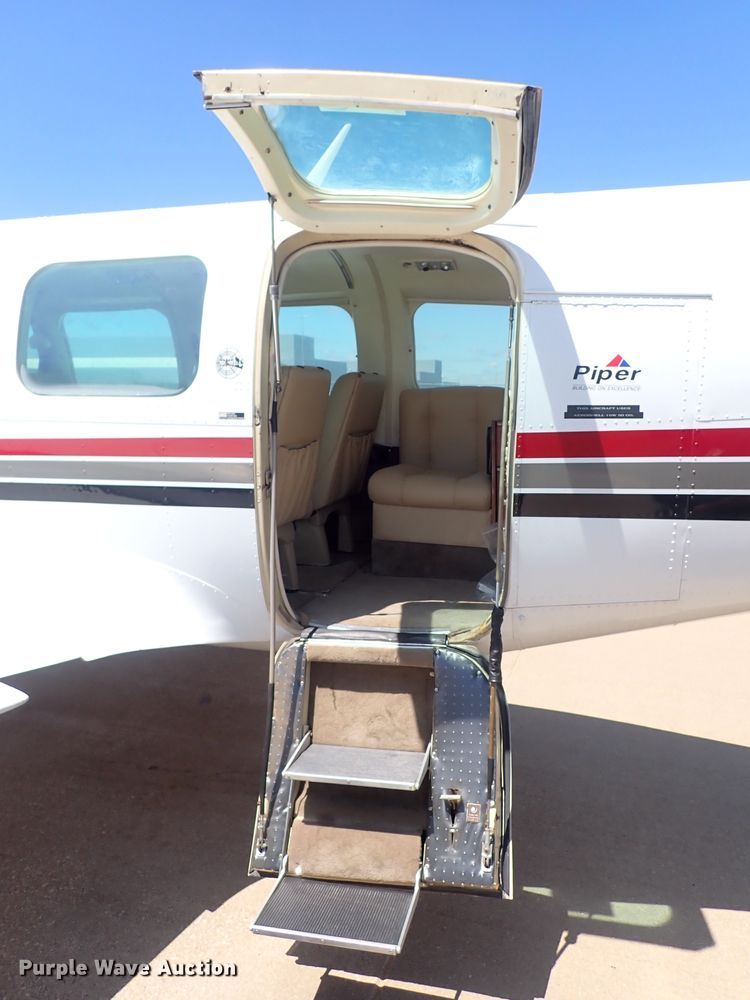 image for item DS7111 Piper Navajo PA 31-325  airplane