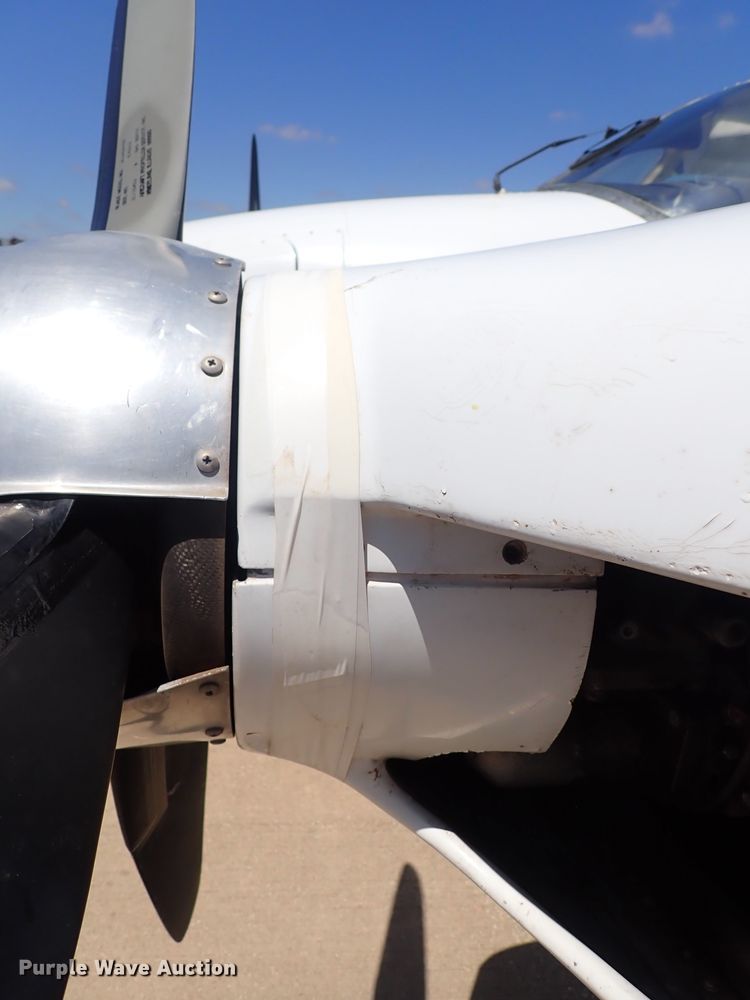 image for item DS7111 Piper Navajo PA 31-325  airplane