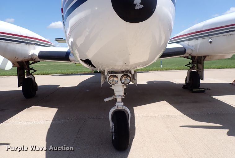 image for item DS7111 Piper Navajo PA 31-325  airplane