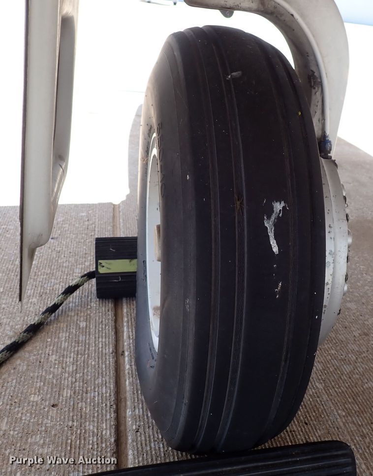 image for item DS7111 Piper Navajo PA 31-325  airplane