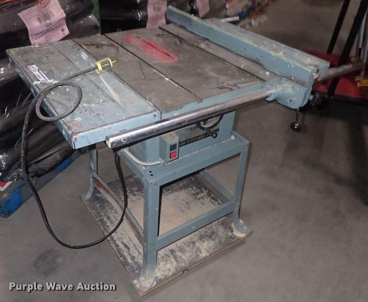 image for item GD9404 Delta 10  table saw
