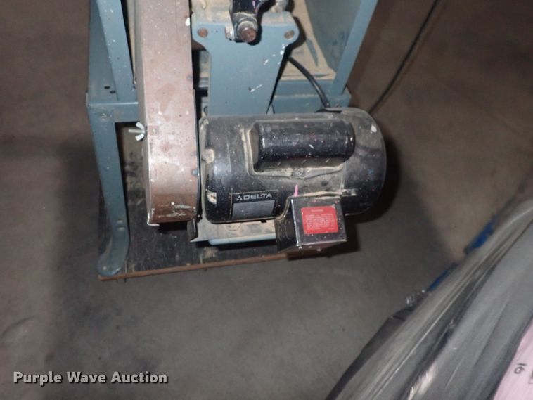 image for item GD9404 Delta 10  table saw