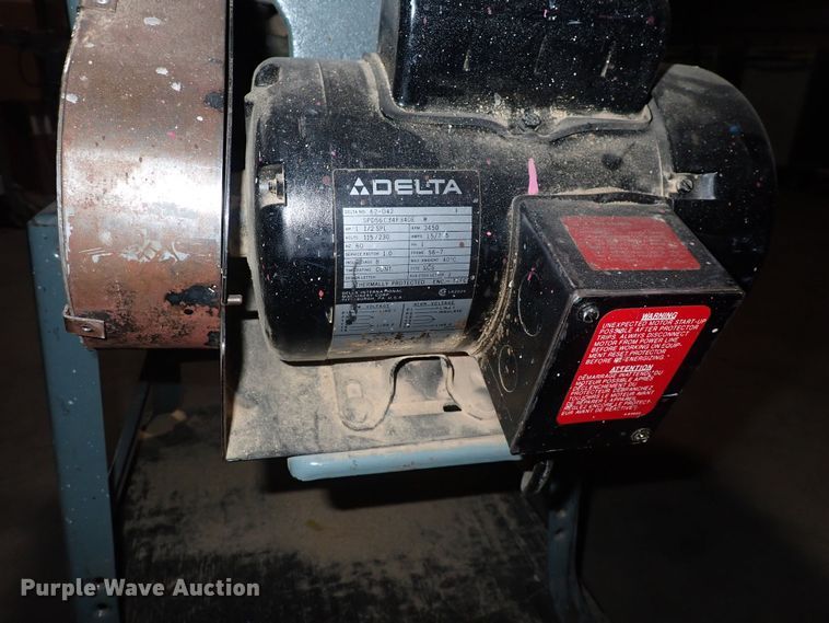 image for item GD9404 Delta 10  table saw