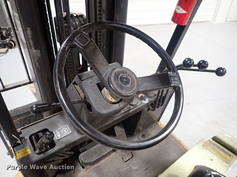 image for item GD9406 Yale GLCO40ADNUAE083  forklift