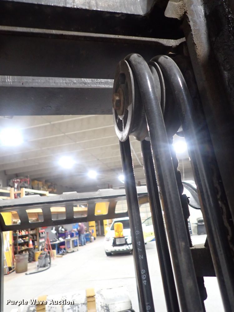 image for item GD9406 Yale GLCO40ADNUAE083  forklift