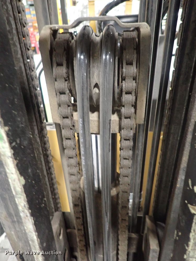 image for item GD9406 Yale GLCO40ADNUAE083  forklift