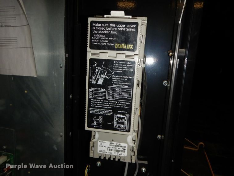 image for item HF9499 Dixie-Narco DN5591  vending machine