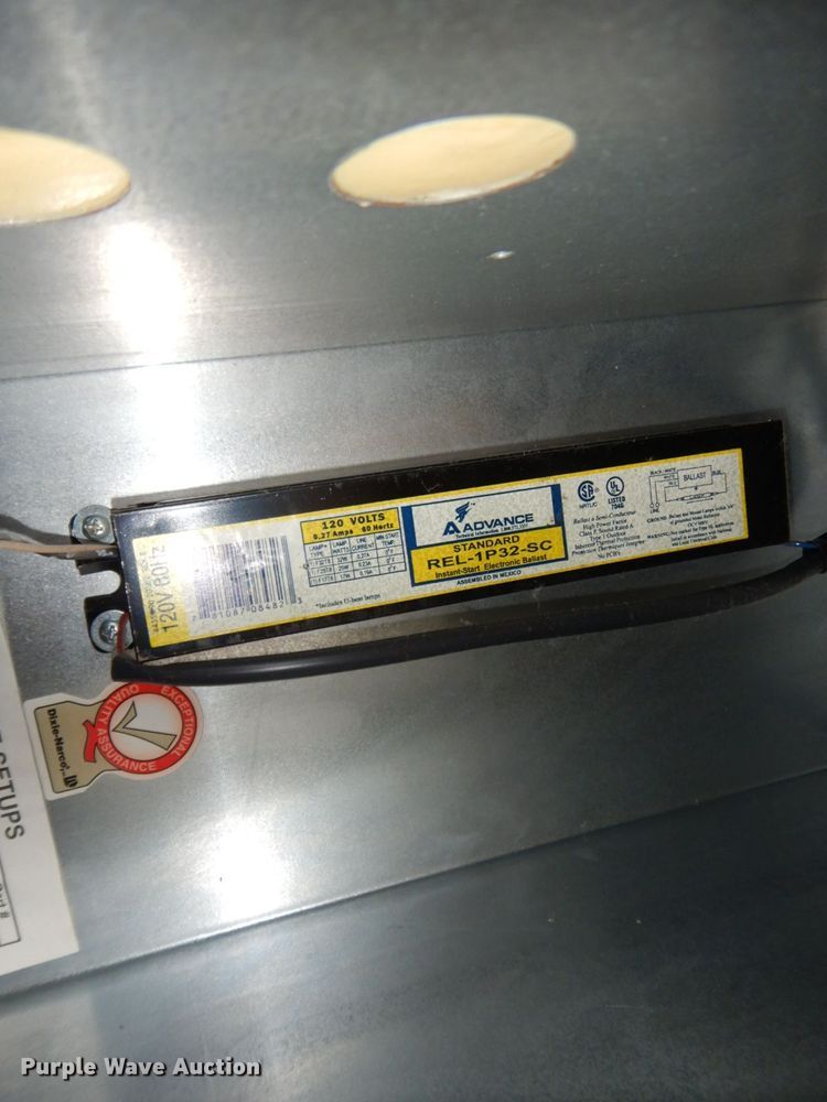 image for item HF9499 Dixie-Narco DN5591  vending machine