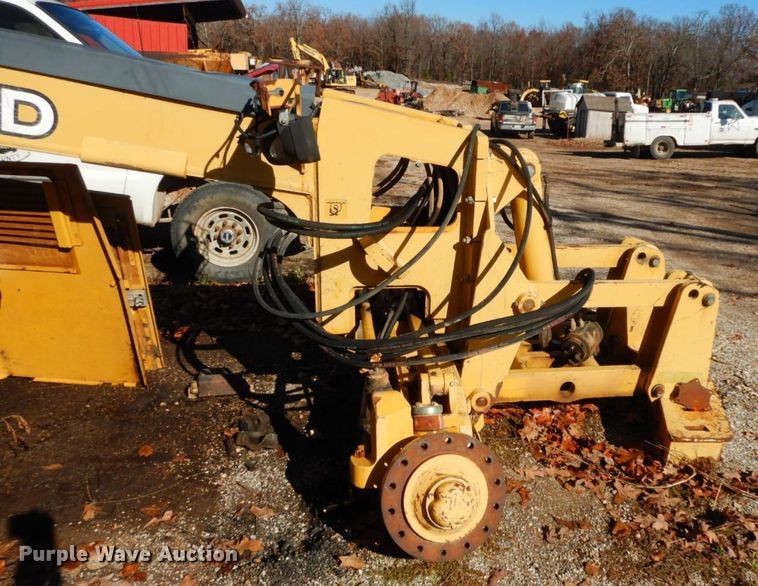 image for item HG9277 2005 John Deere 770D  motor grader