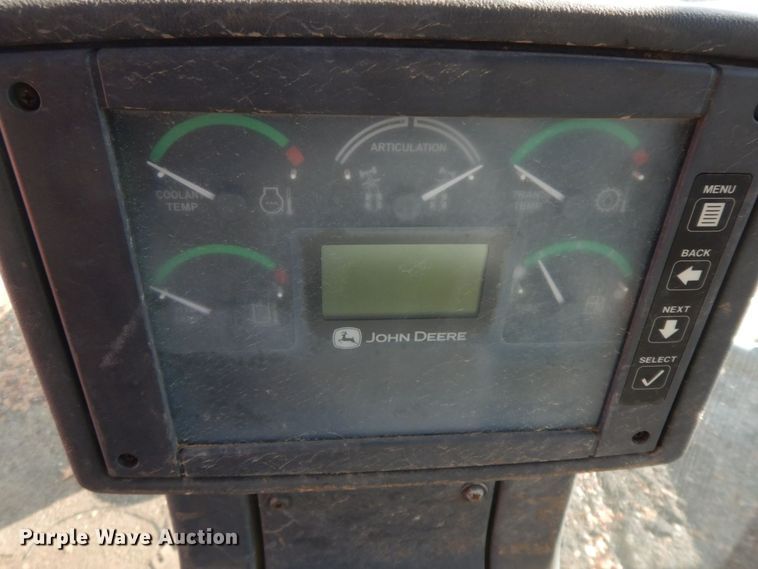 image for item HG9277 2005 John Deere 770D  motor grader