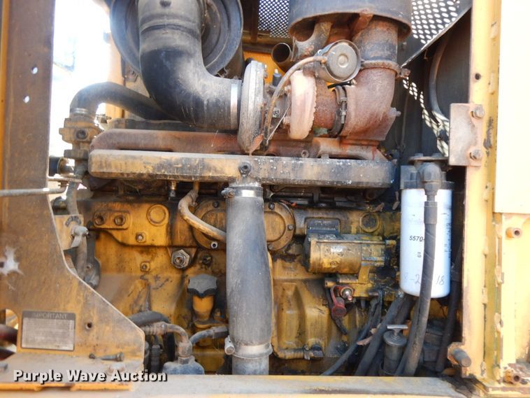 image for item HG9277 2005 John Deere 770D  motor grader