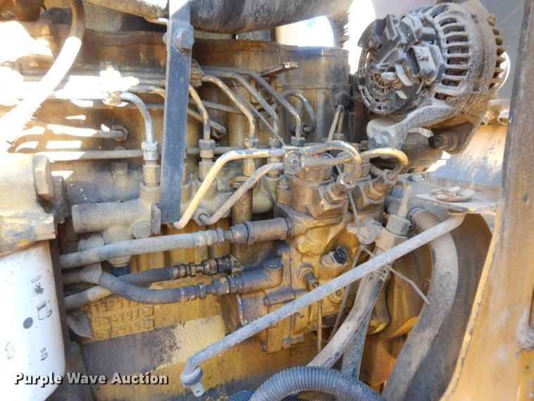 image for item HG9277 2005 John Deere 770D  motor grader