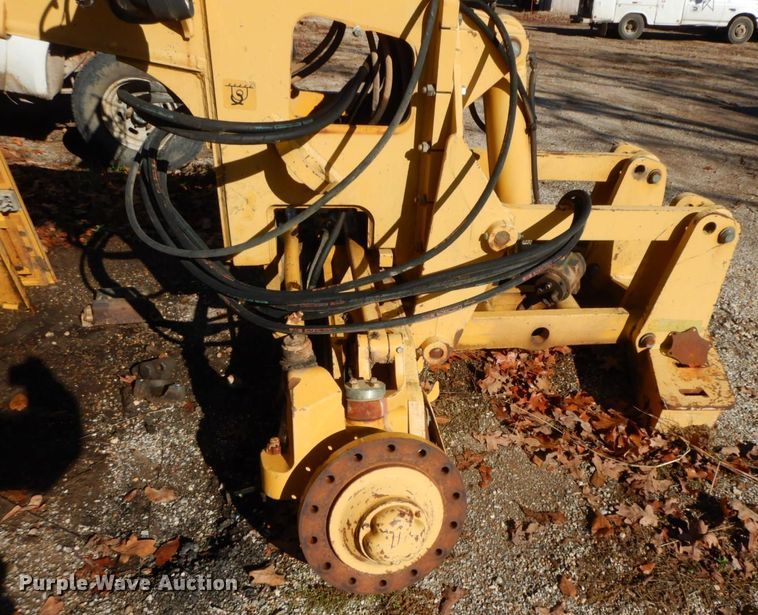 image for item HG9277 2005 John Deere 770D  motor grader