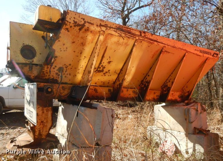 image for item HG9282 Warren L2A  spreader