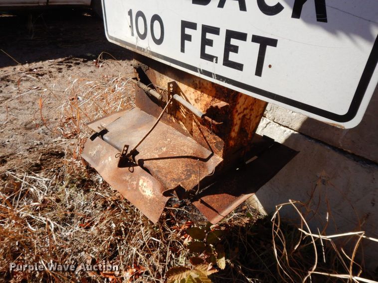 image for item HG9282 Warren L2A  spreader