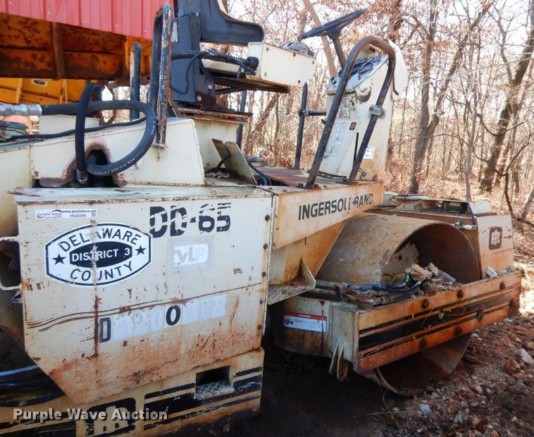 image for item HG9286 1989 Ingersoll Rand DD65  double drum vibratory roller