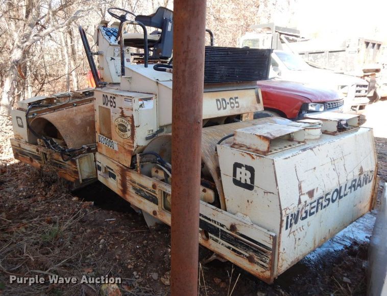 image for item HG9286 1989 Ingersoll Rand DD65  double drum vibratory roller