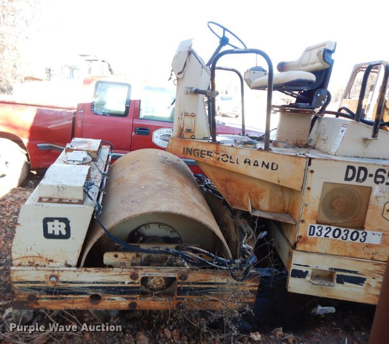 image for item HG9286 1989 Ingersoll Rand DD65  double drum vibratory roller