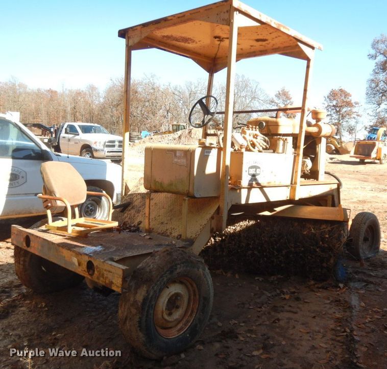 image for item HG9289 1981 Broce H10  broom