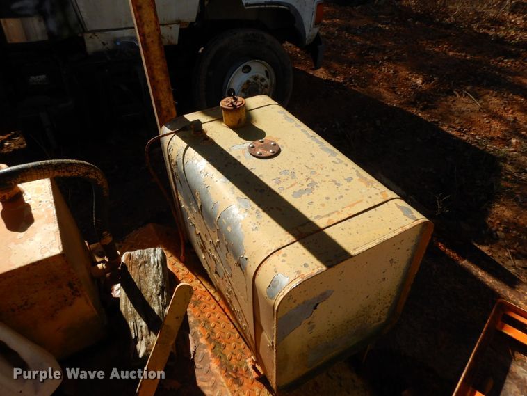 image for item HG9289 1981 Broce H10  broom