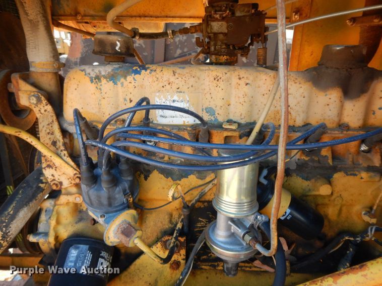 image for item HG9289 1981 Broce H10  broom