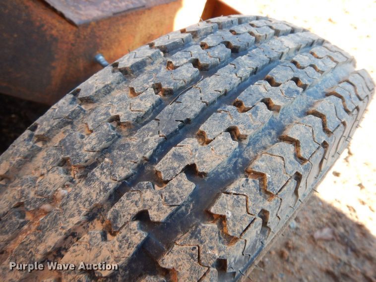 image for item HG9289 1981 Broce H10  broom