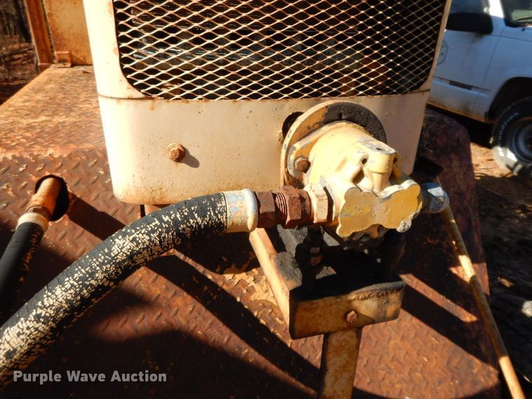 image for item HG9289 1981 Broce H10  broom