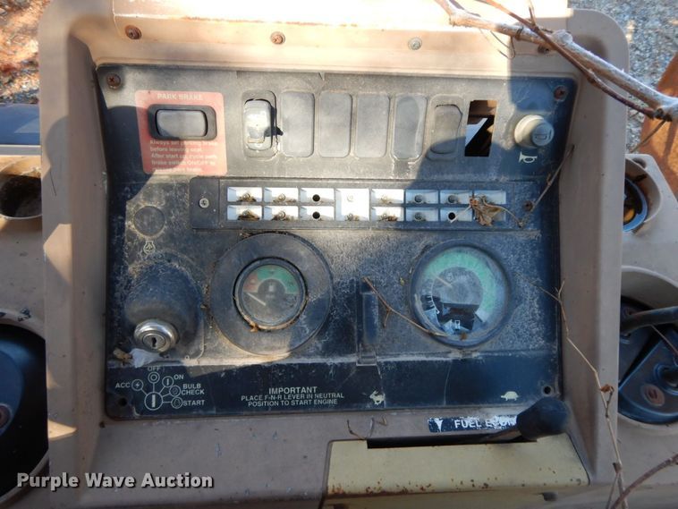 image for item HG9292 1999 John Deere 310E  backhoe