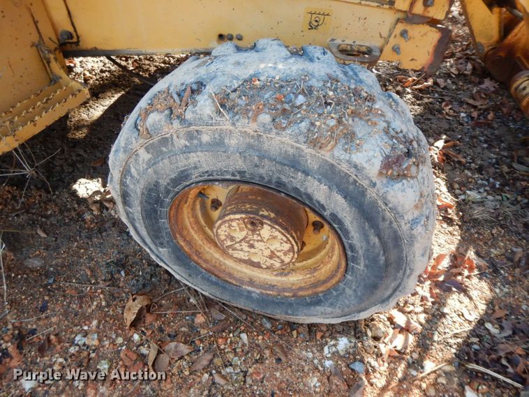 image for item HG9292 1999 John Deere 310E  backhoe