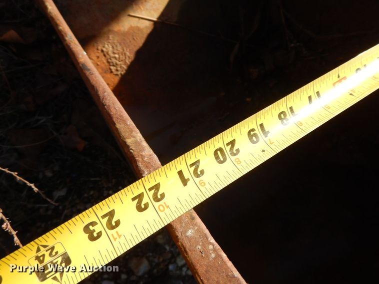 image for item HG9292 1999 John Deere 310E  backhoe