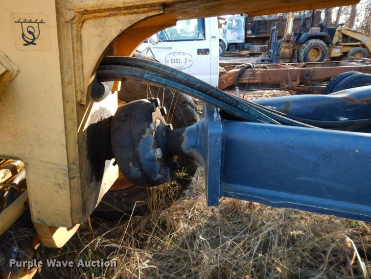 image for item HG9295 2008 John Deere 770D  motor grader