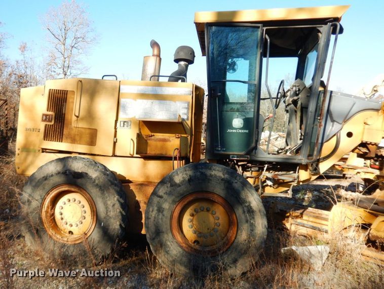 image for item HG9297 2003 John Deere 770CH  motor grader