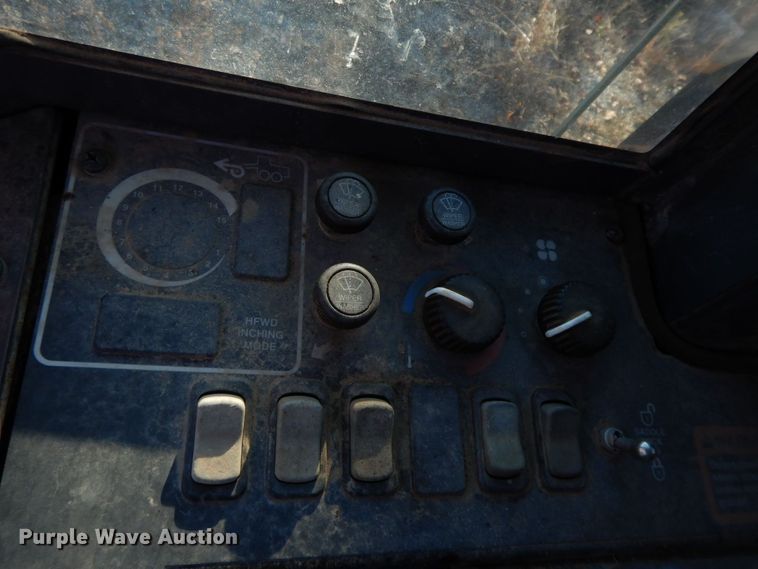 image for item HG9297 2003 John Deere 770CH  motor grader