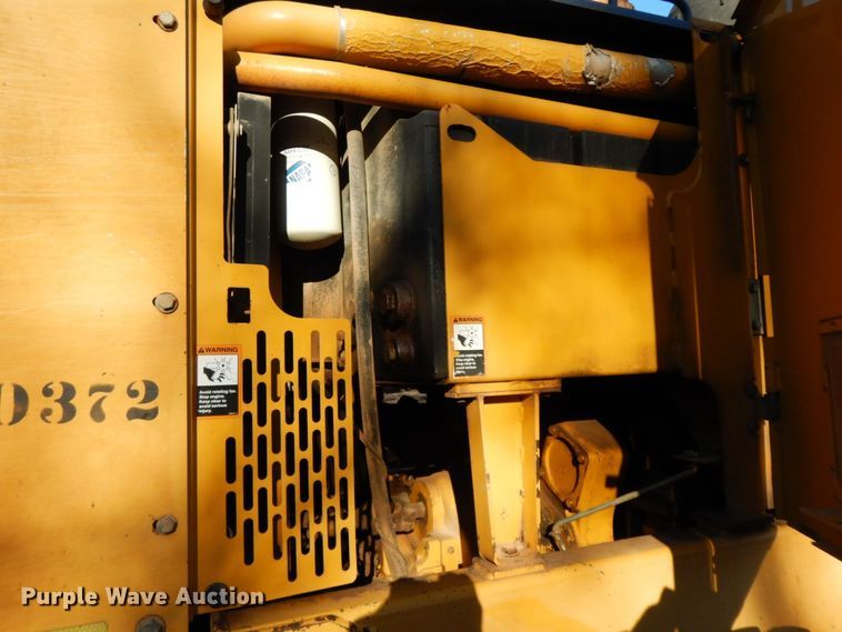 image for item HG9297 2003 John Deere 770CH  motor grader