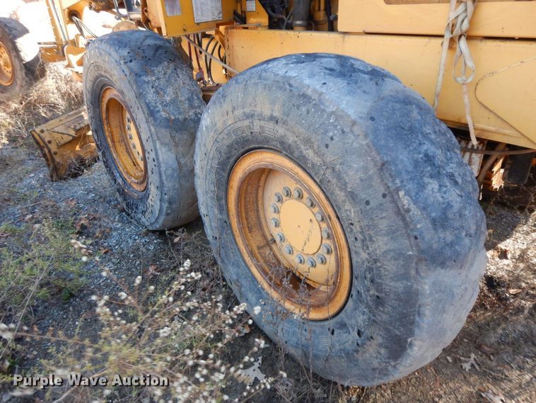 image for item HG9297 2003 John Deere 770CH  motor grader