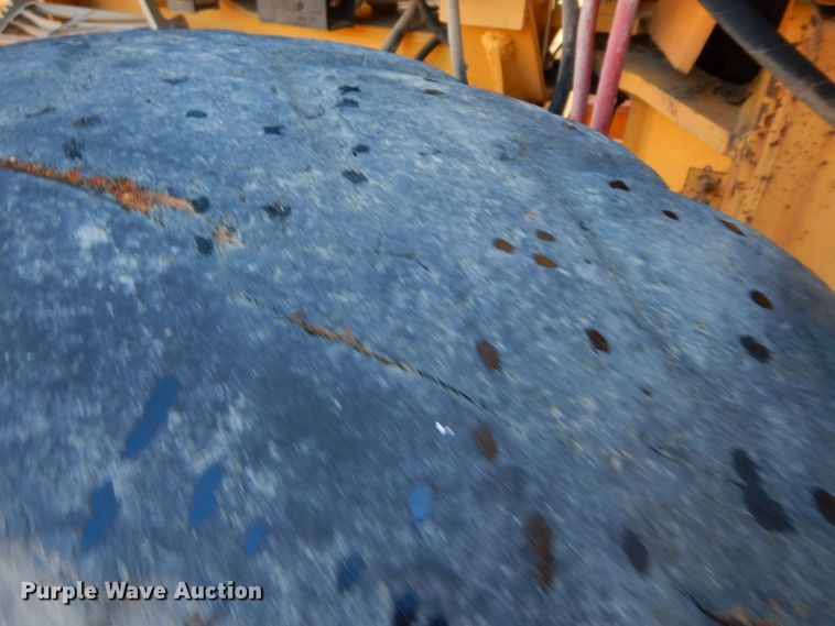 image for item HG9297 2003 John Deere 770CH  motor grader