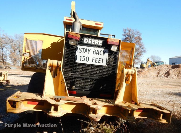 image for item HG9298 2000 John Deere 770CH  motor grader