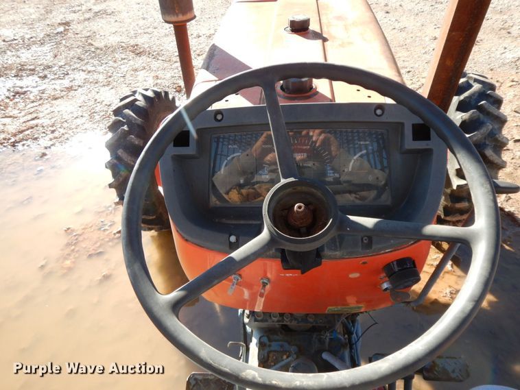 image for item HG9303 1986 Kubota M8030  MFWD tractor