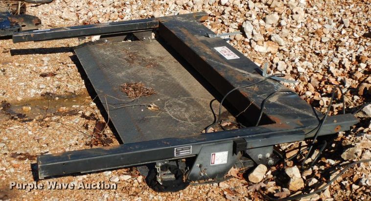 image for item HG9312 Thieman TVL-16  end gate lift