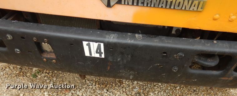 image for item IE9938 2001 International 3800  school bus