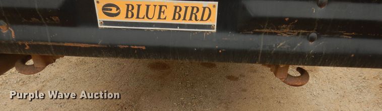 image for item IE9938 2001 International 3800  school bus