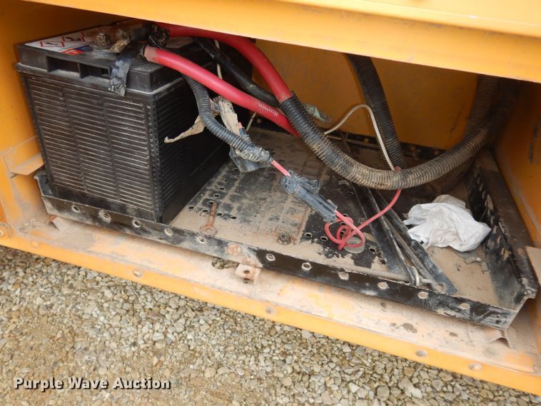 image for item IE9938 2001 International 3800  school bus