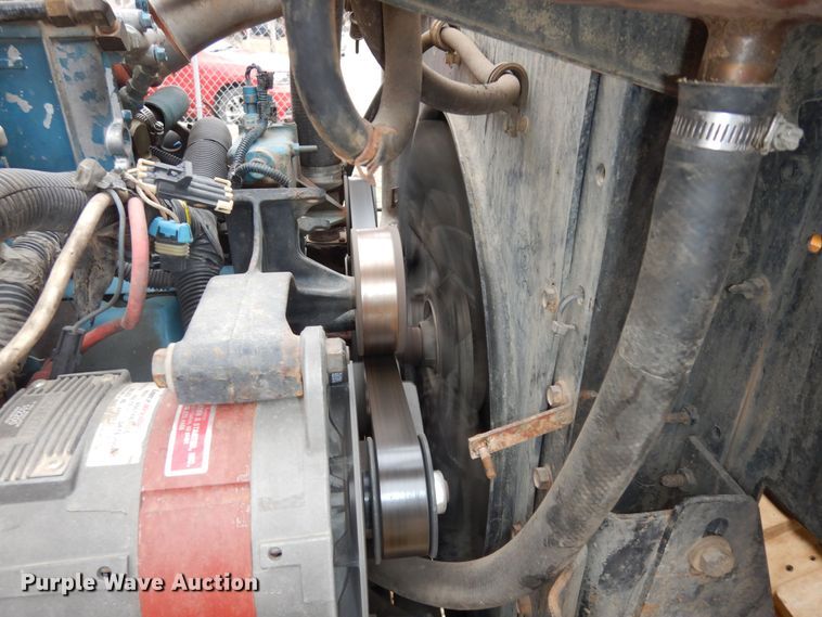 image for item IE9938 2001 International 3800  school bus