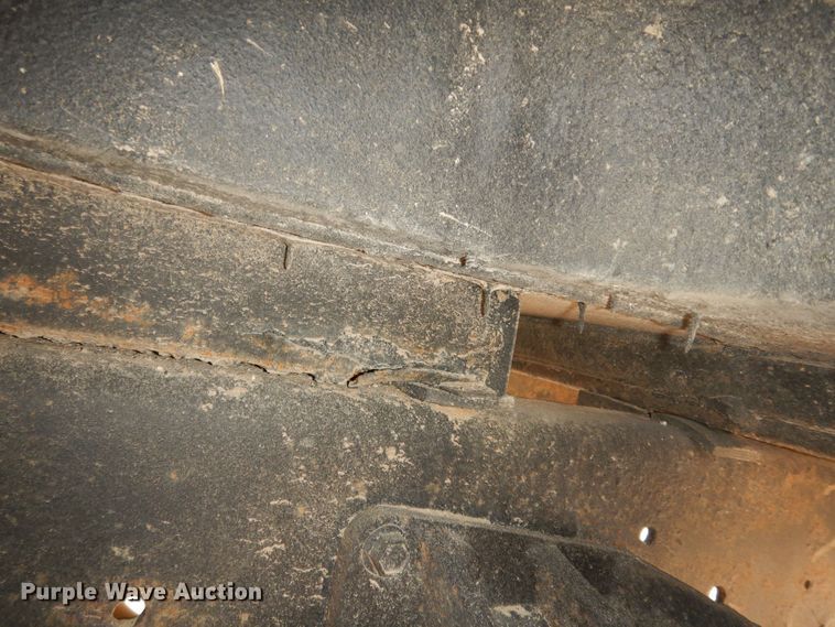 image for item IE9938 2001 International 3800  school bus