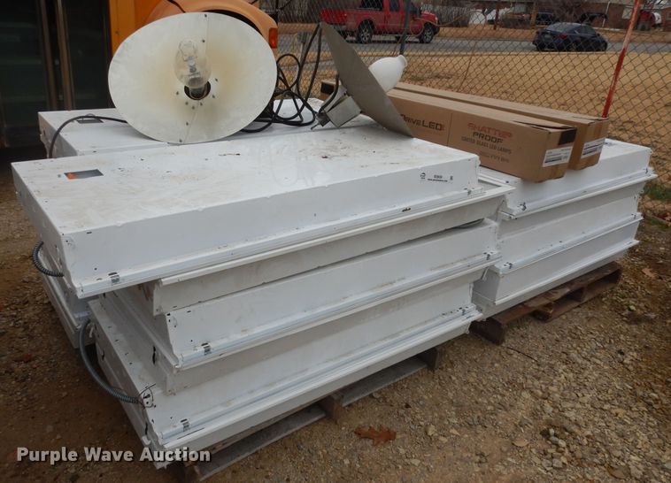 image for item IE9939 (22) lights